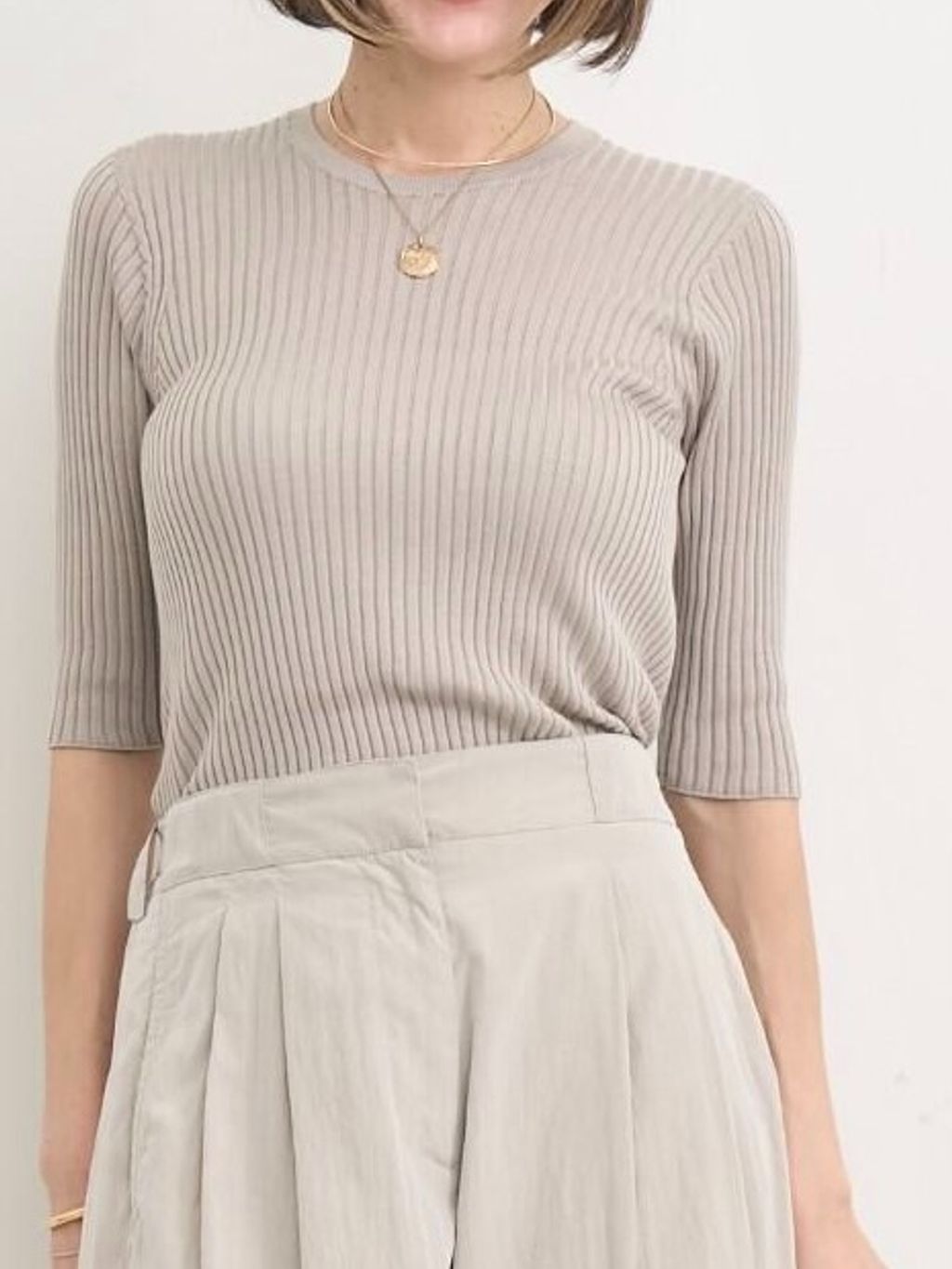 SILK RIB KNITのコーディネートスナップ（STAFF.S）｜L'Appartement