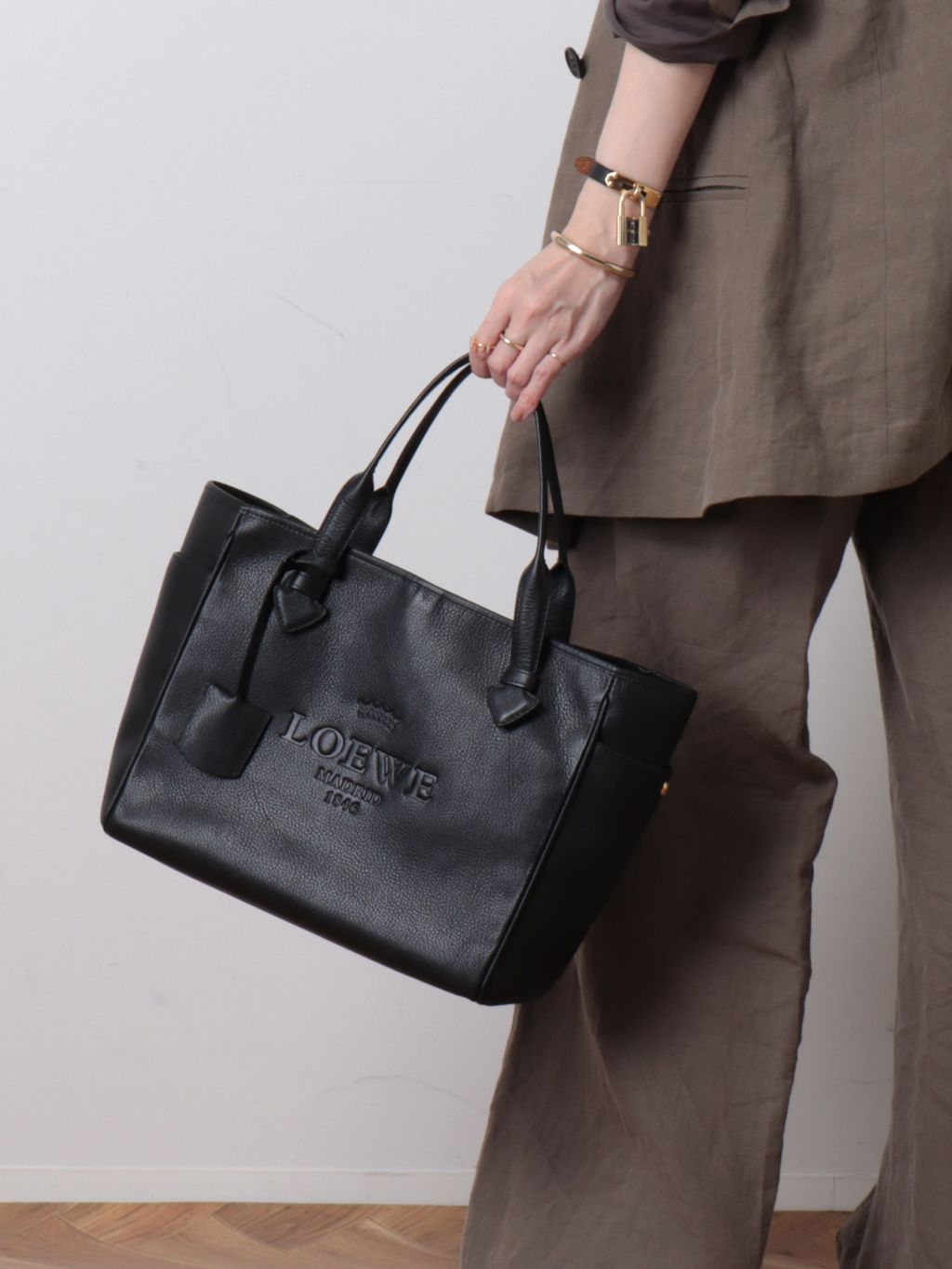 VINTAGE LOEWE/ロエベ】Heritage トートバッグのコーディネート