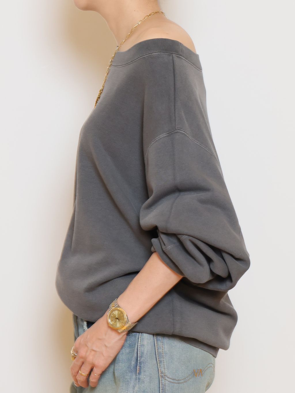 Vintage Off Shoulder プルオーバーのコーディネートスナップ（MUSE