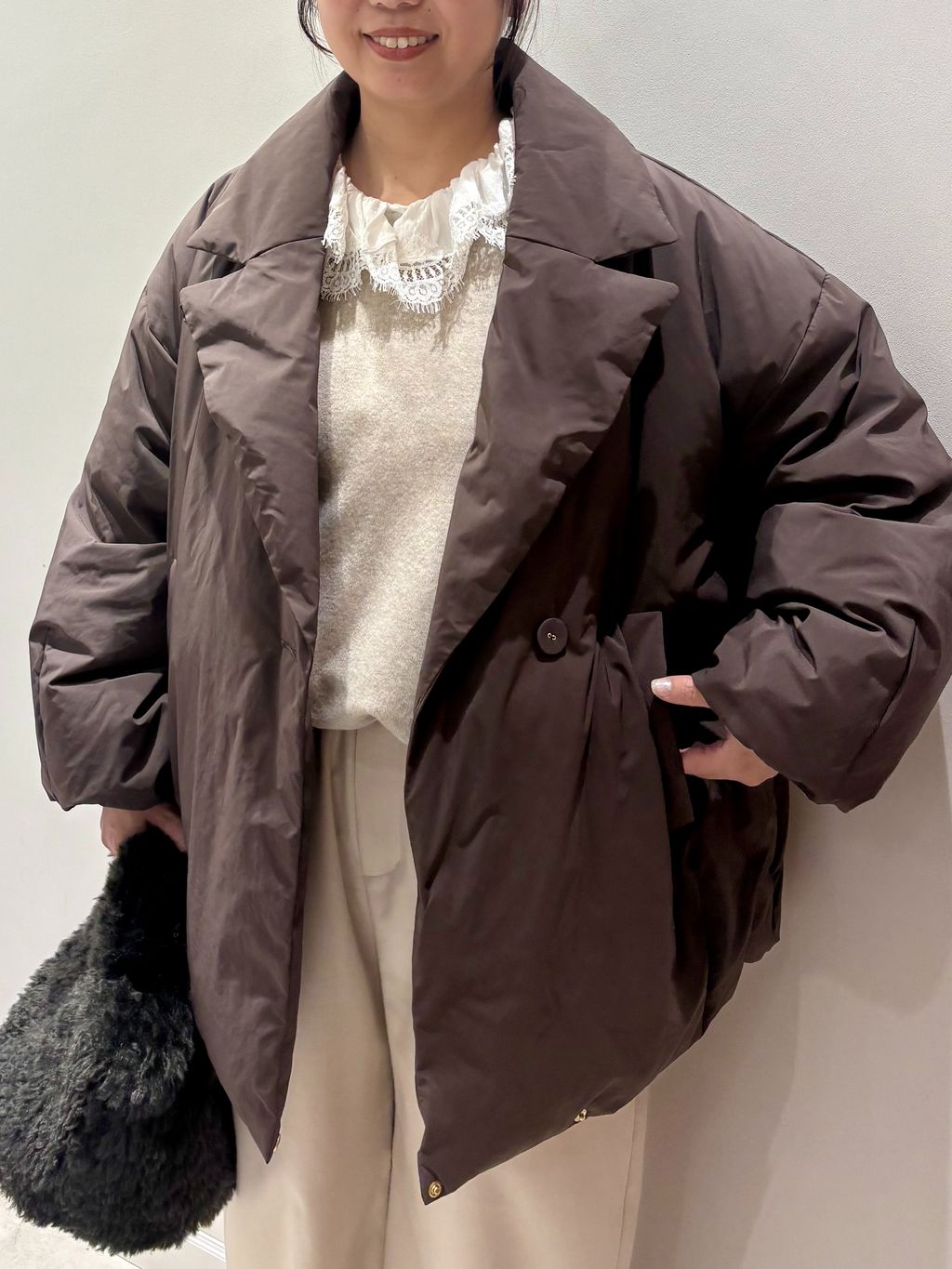 追加予約》ARTIROSA 撥水テイラーコクーンダウンのコーディネート