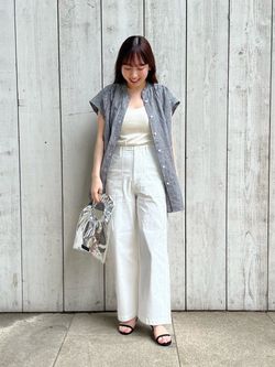 No.66フレンチリネンモノトーンブラウスのコーディネートスナップ（aya 