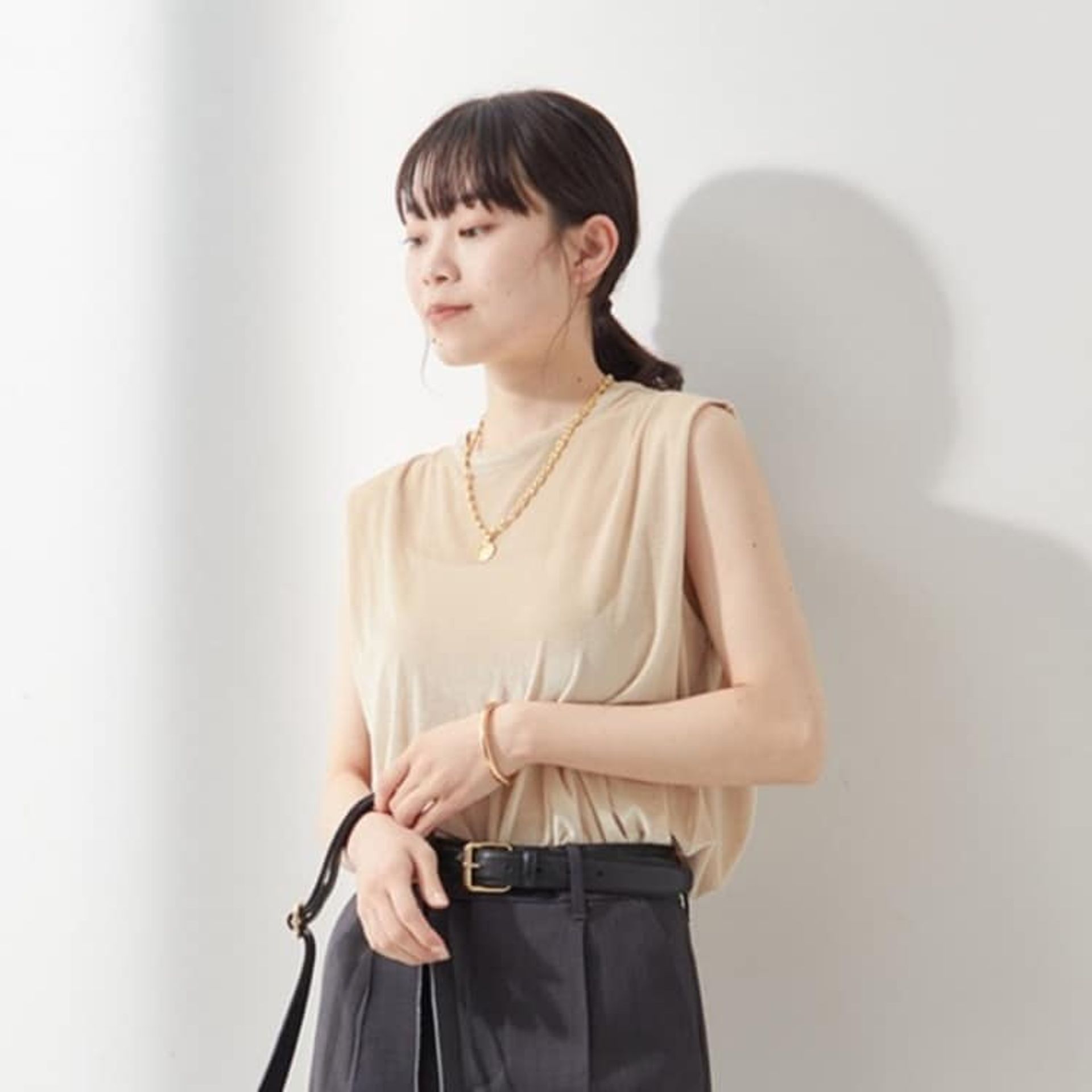 Uhr/ウーア】Ruffle Frill Shirt：シャツのコーディネートスナップ