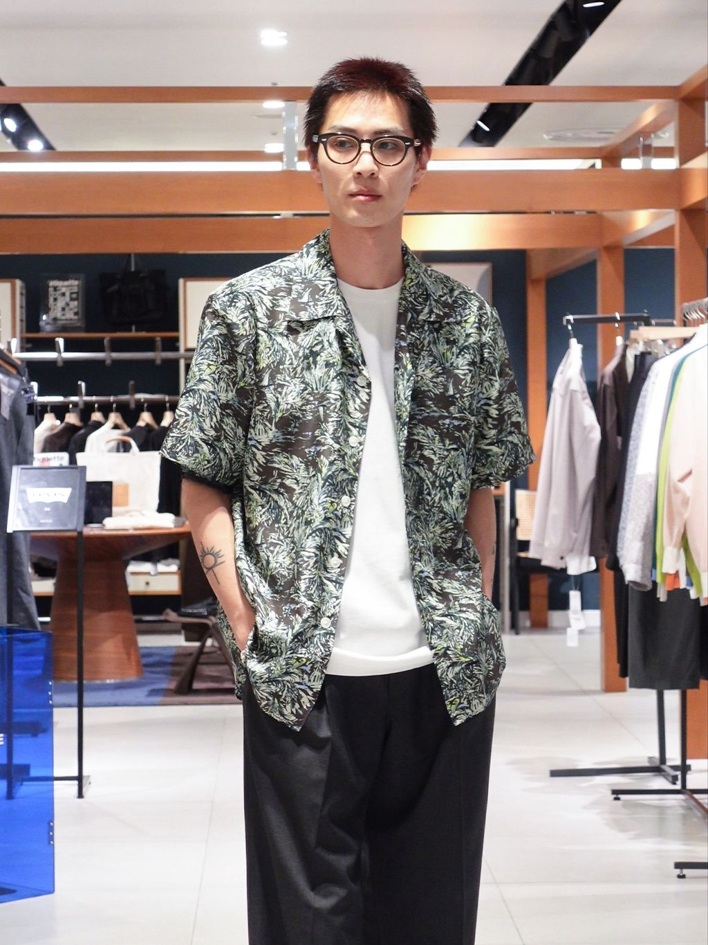 AURALEE (オーラリー) PRINTED AIRY SILK HALF-SLEEVED Sの