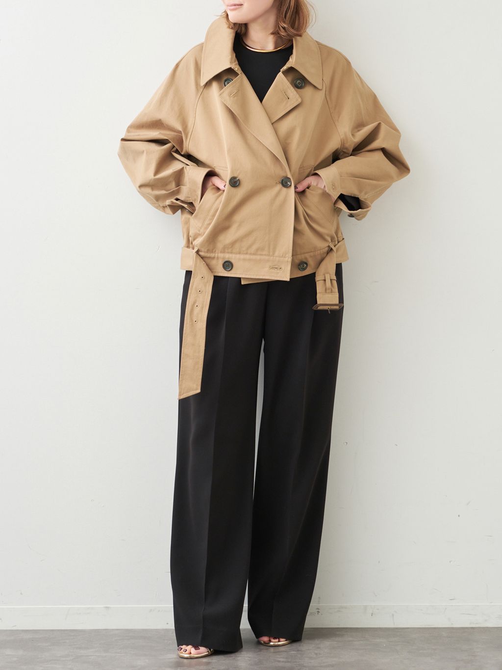 FINXGABA SHORT トレンチコートのコーディネートスナップ（MIZU