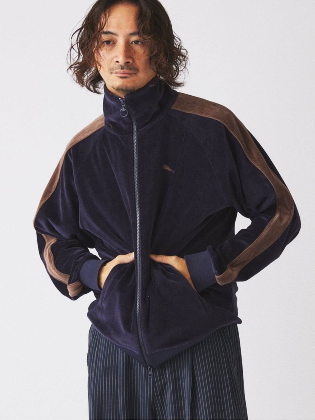 WEB限定》PUMA / プーマ 別注 ”T7” ベロア トラックジャケットの