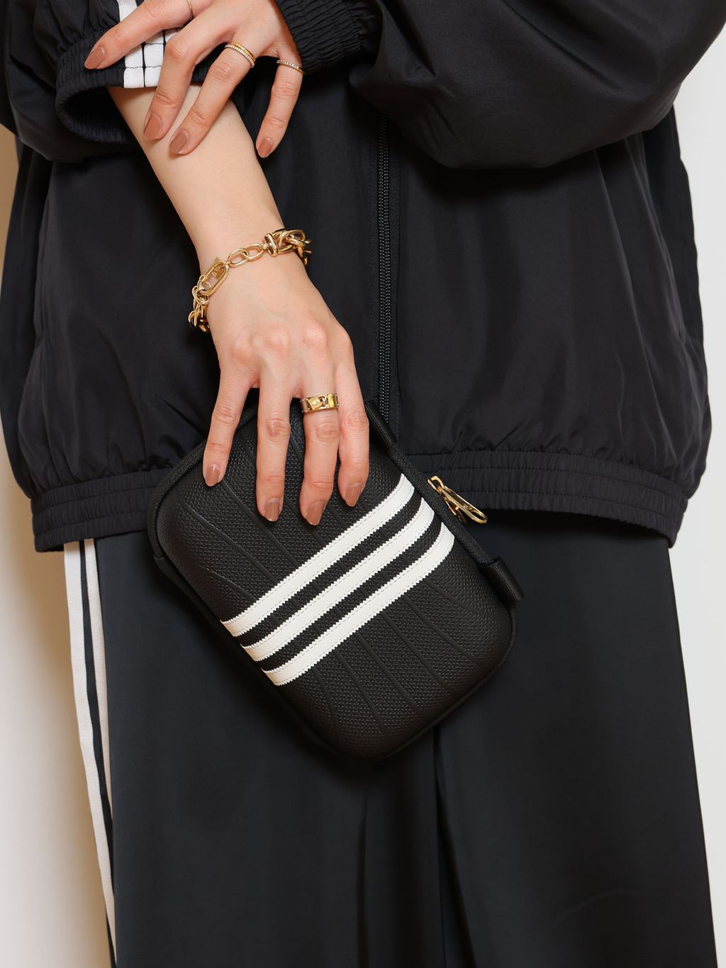 ゆん中　OVERSIZED TRACK TOP ジャケットとバッグ2点 ゆん中 OVERSIZED TRACK TOP ジャケットとバッグ2点 ADIDAS/アディダス