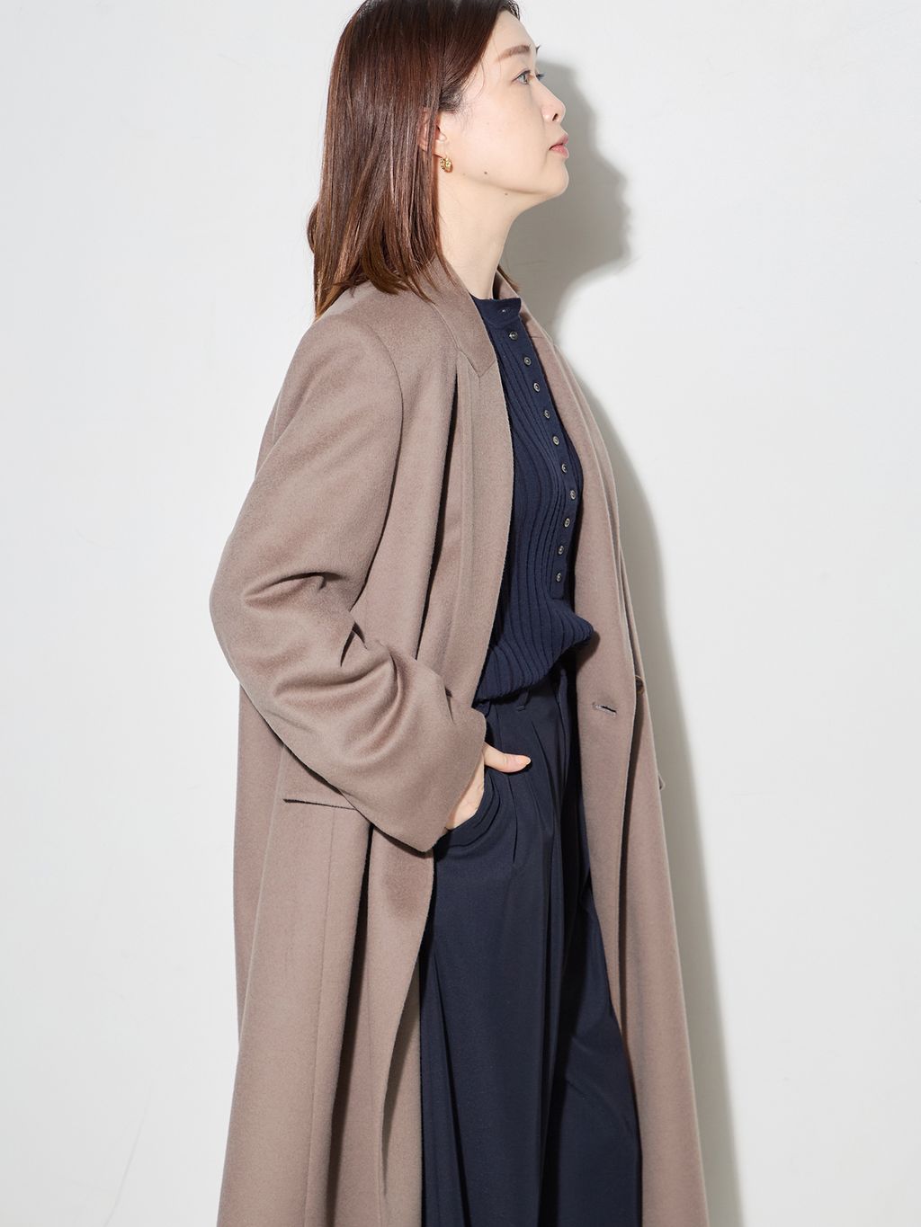 カシミヤMIXウールチェスターコートのコーディネートスナップ
