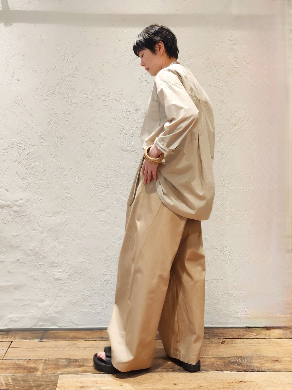 専用＊新品＊ジャーナルスタンダード luxe SUNDAY ハンサムチノパンツ SUNDAY ハンサムチノパンツのコーディネートスナップ（N.N）｜journal