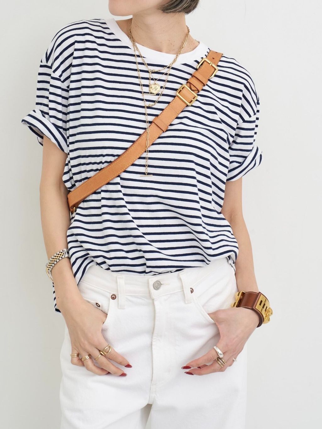 AGOLDE/エーゴールドイー】 LOW CORVE FRAY DENIMのコーディネート