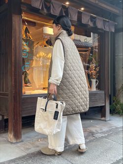 ARMEN 】 HIGH-NECK REVERSIBLE LONG VESTのコーディネートスナップ