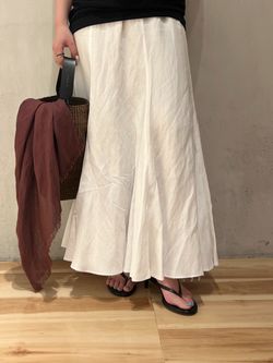 追加》glace flare スカート 2のコーディネートスナップ（chihiro