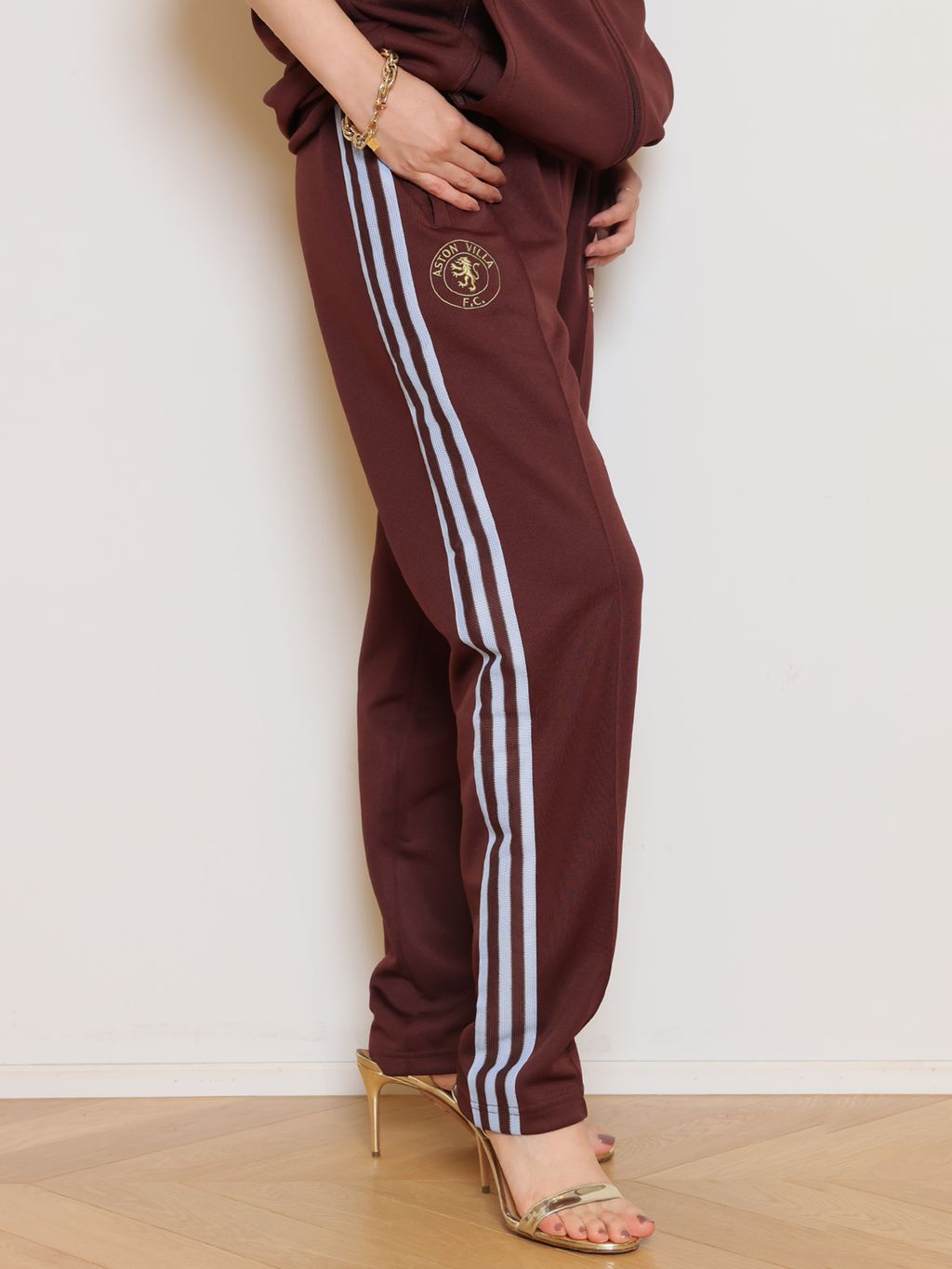 ADIDAS/アディダス】Aston Villa FC TRACK トップのコーディネート