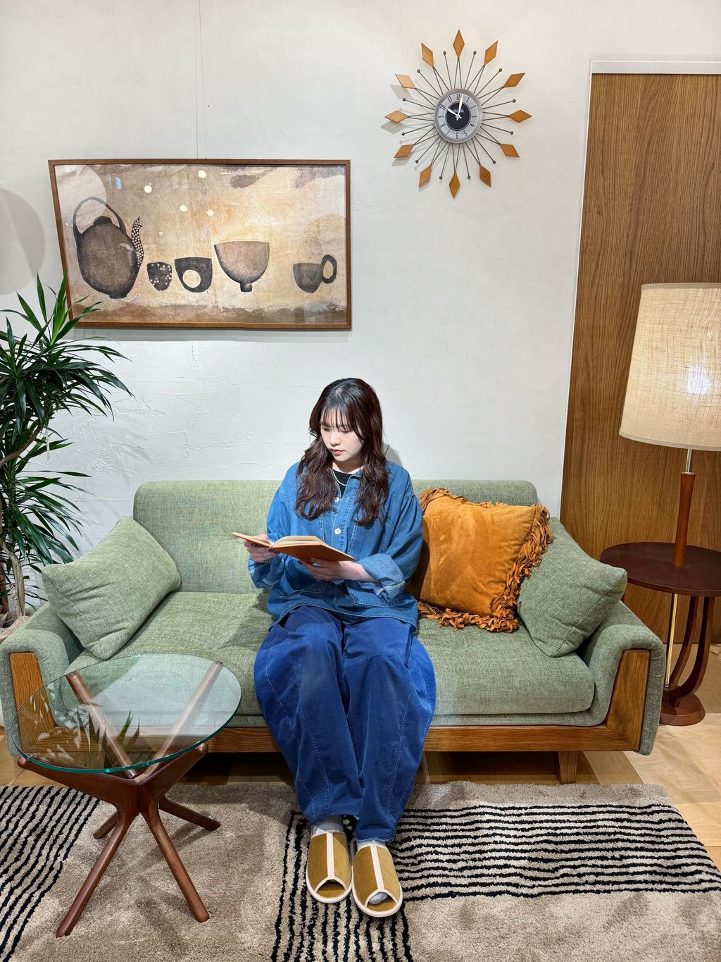 JOURNAL STANDARD FURNITURE