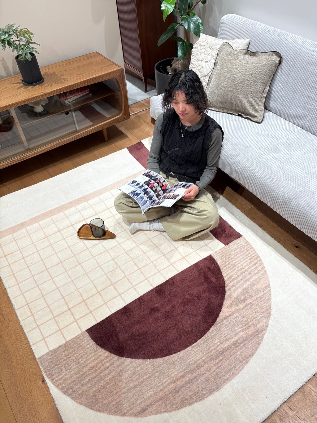 JOURNAL STANDARD FURNITURE