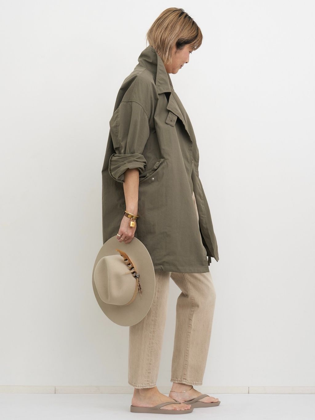 LISIERE MILITARY COATのコーディネートスナップ（STAFF.T）｜L