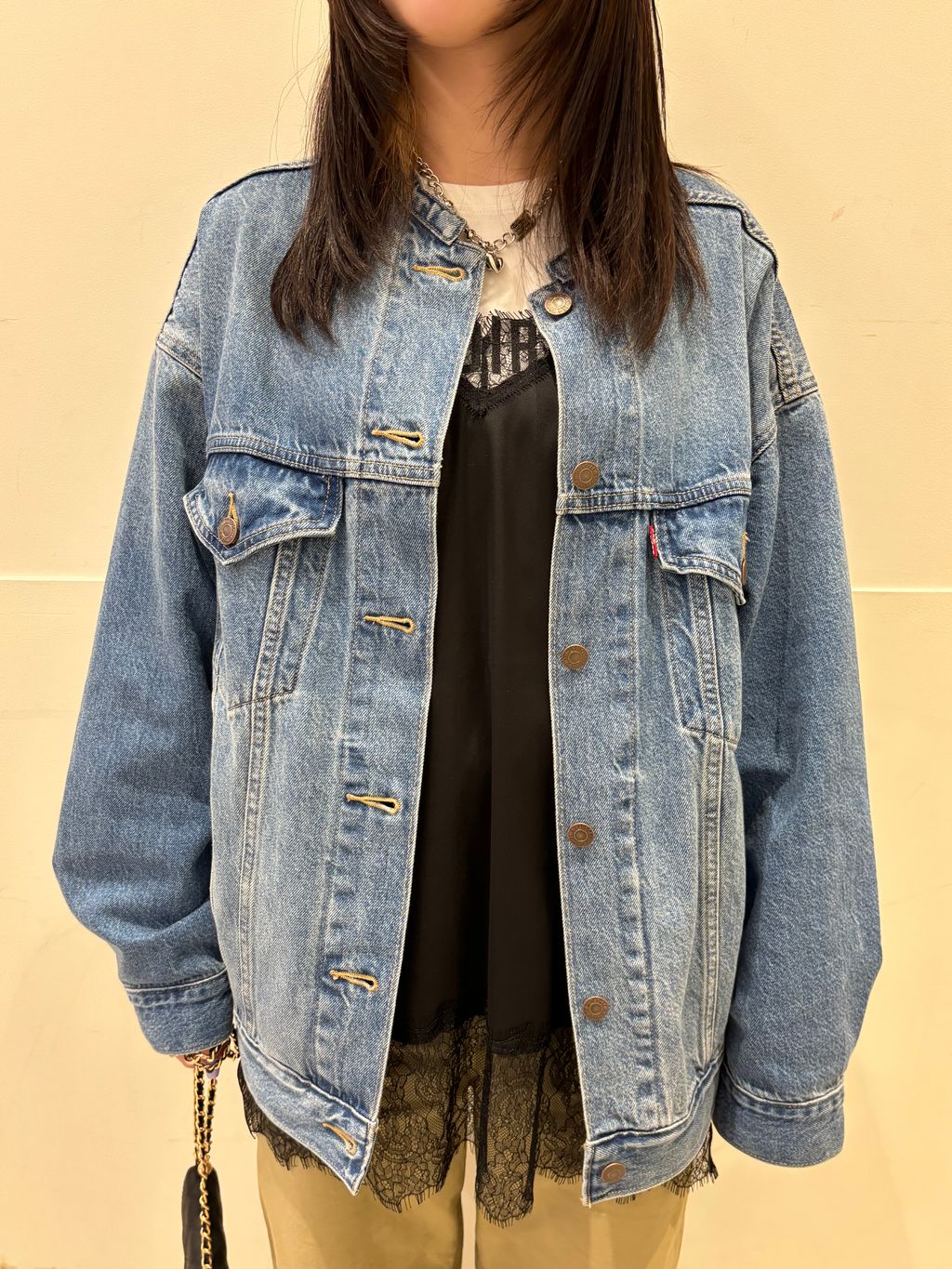 別注【LEVI'S】COLLARLESS XL TRUCKER：デニムジャケットの