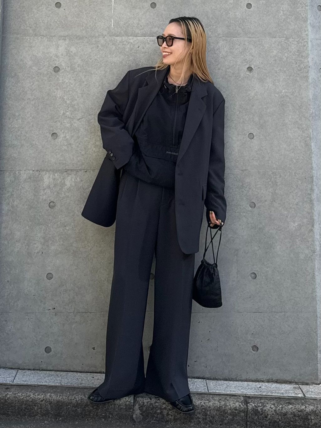 OUTDOOR PRODUCTS Usual Things