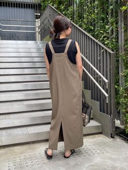 予約》UNIVERSAL OVERALL SLOBE別注 ジャンパースカートの 
