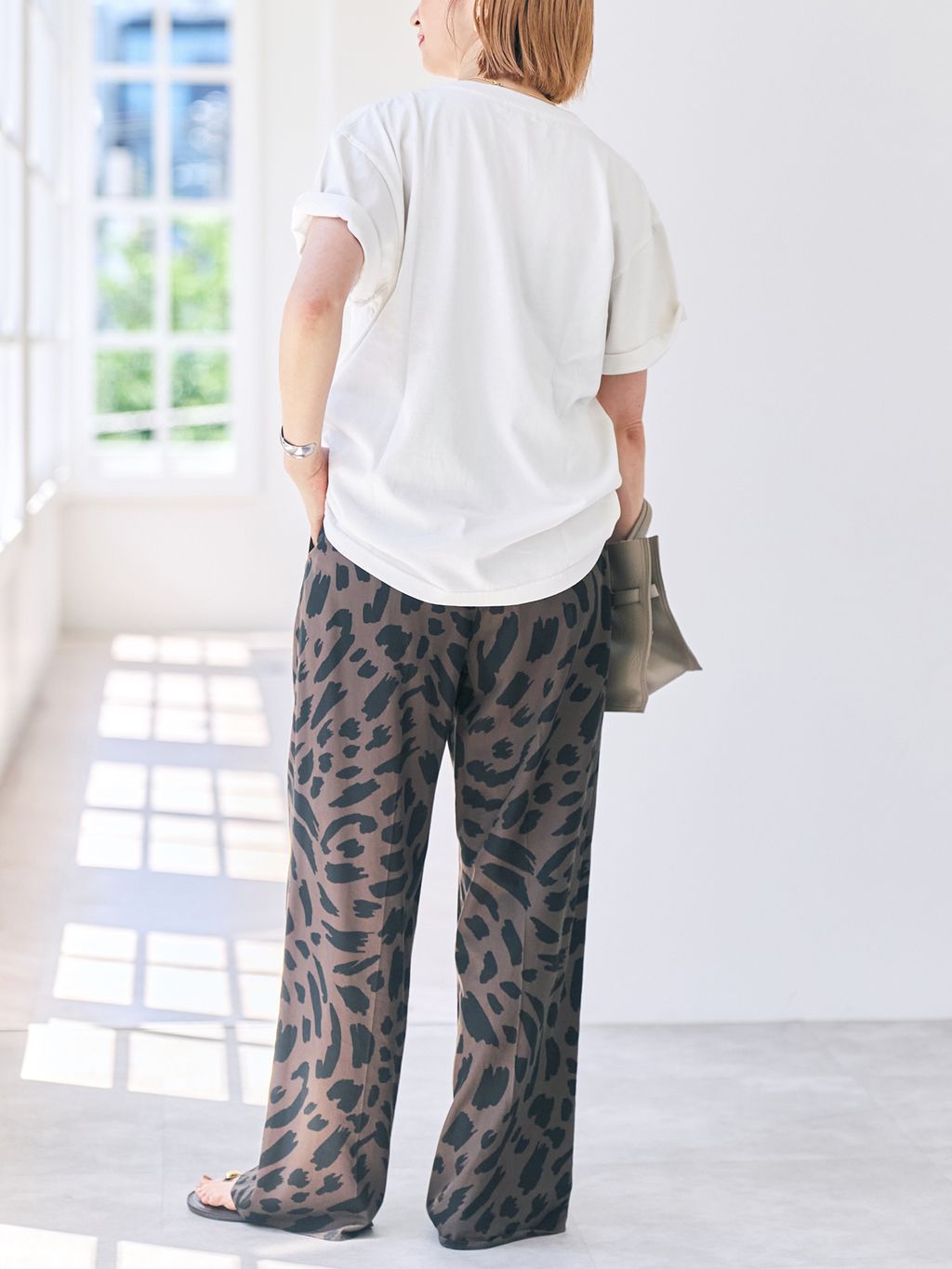 Spick & Span アートレオパードタックイージーパンツ　36サイズ 追加》アートレオパードタックイージーパンツのコーディネートスナップ