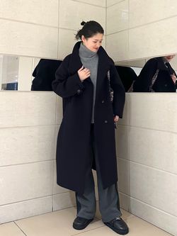 MANTECO GIOLICA スタンドコートのコーディネートスナップ（HAKOZAKI