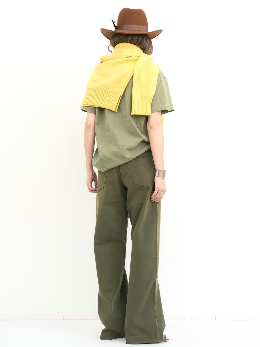 COTTON BF KNITのコーディネートスナップ（BUYER.N）｜L'Appartement