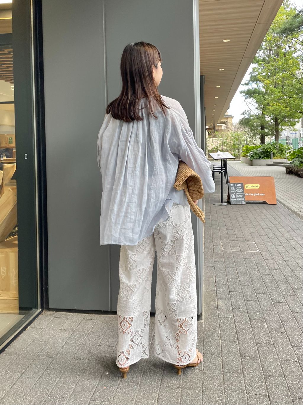 コットンレースイージーパンツのコーディネートスナップ（miya