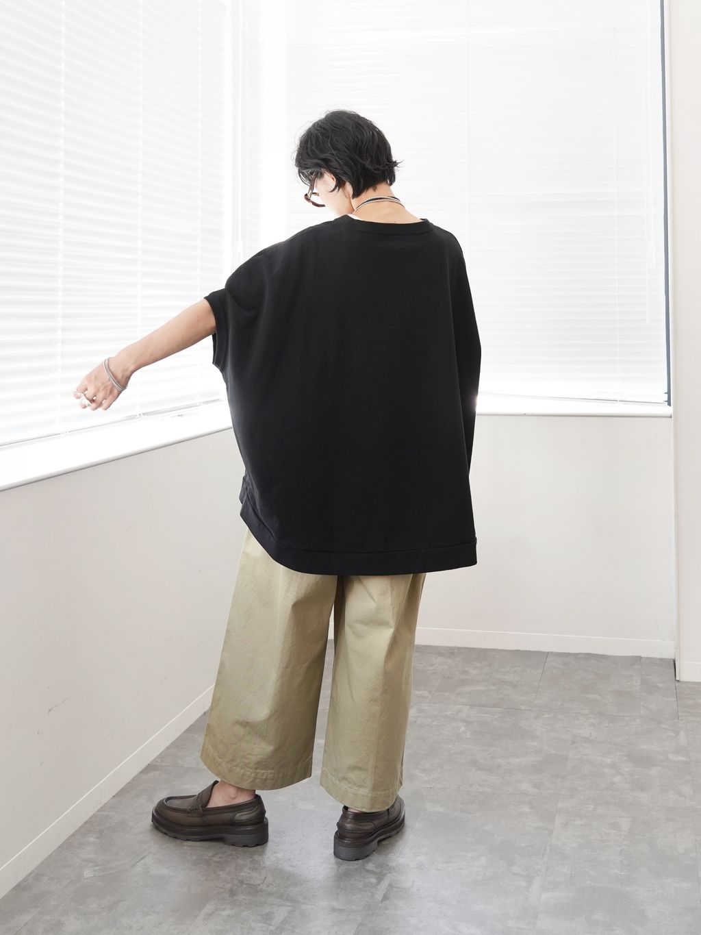 journal standard luxe オーガニックテンジク ポンチョT 黒 オーガニックテンジク ポンチョTのコーディネートスナップ（KS