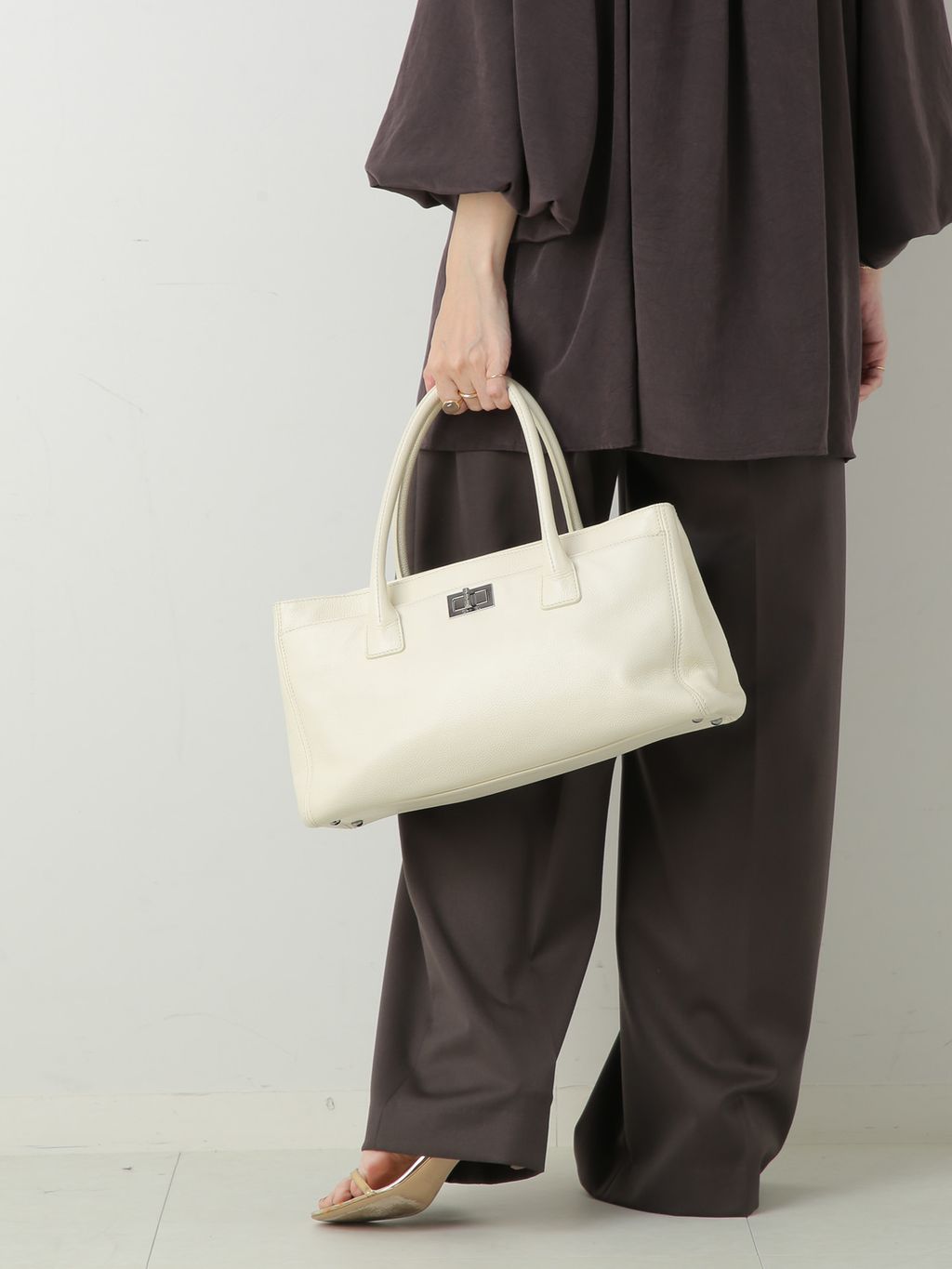 【 ma wa 】CHANEL ＊ 2ウェイトートバッグ VINTAGE CHANEL/シャネル】 2.55 Executive トートバッグの