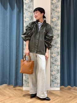 追加》フリルネック ギャザーブルゾンのコーディネートスナップ（miyu