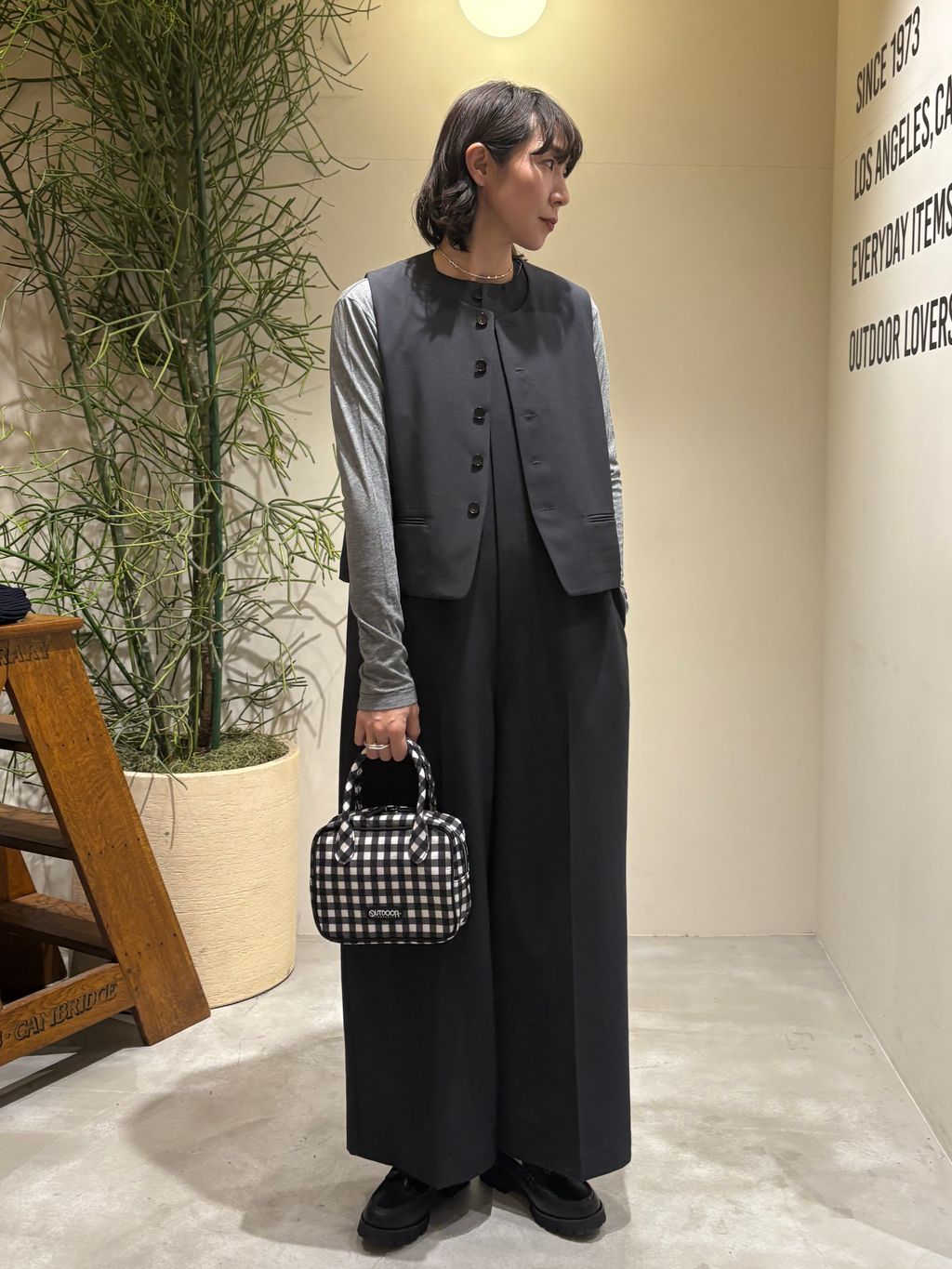 OUTDOOR PRODUCTS Usual Things