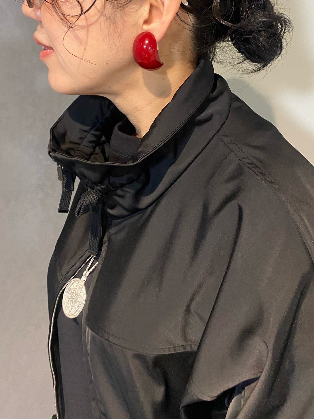 ダブルサテンZIPブルゾンのコーディネートスナップ（TSUNODA