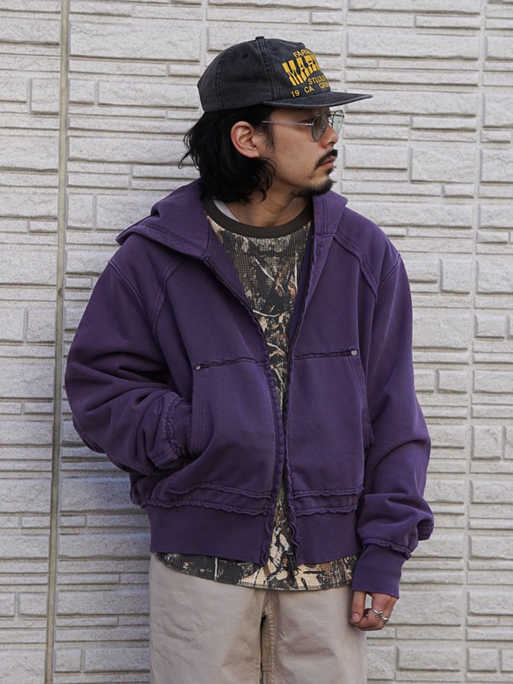 ラウンド スリーブ フーディのコーディネートスナップ（toki5