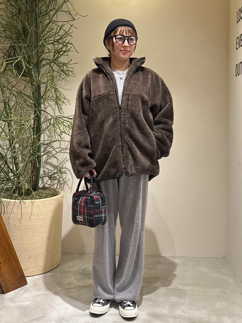 OUTDOOR PRODUCTS Usual Things