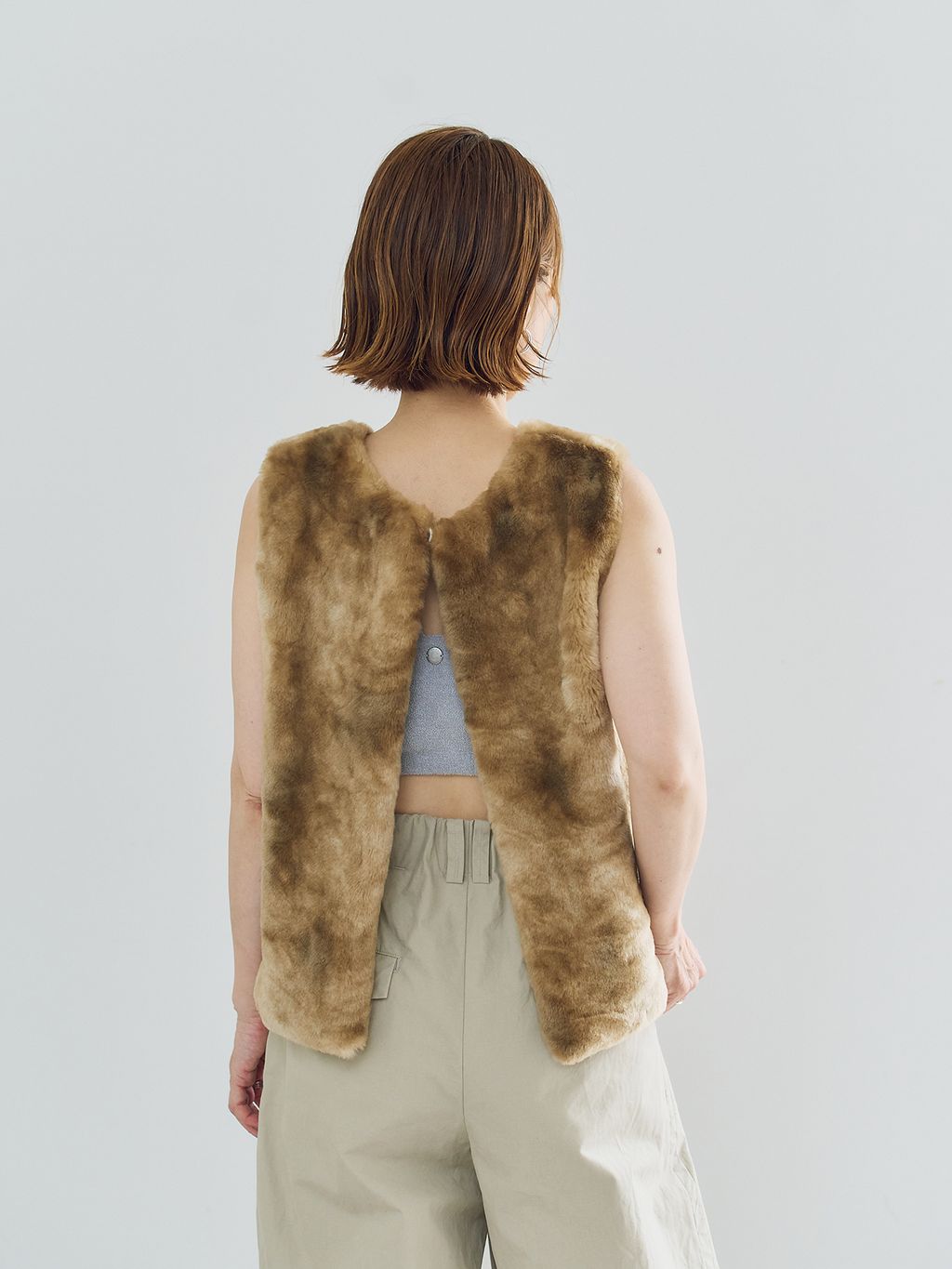 予約》FUR VEST / ファーベストのコーディネートスナップ（Y）｜CALMER