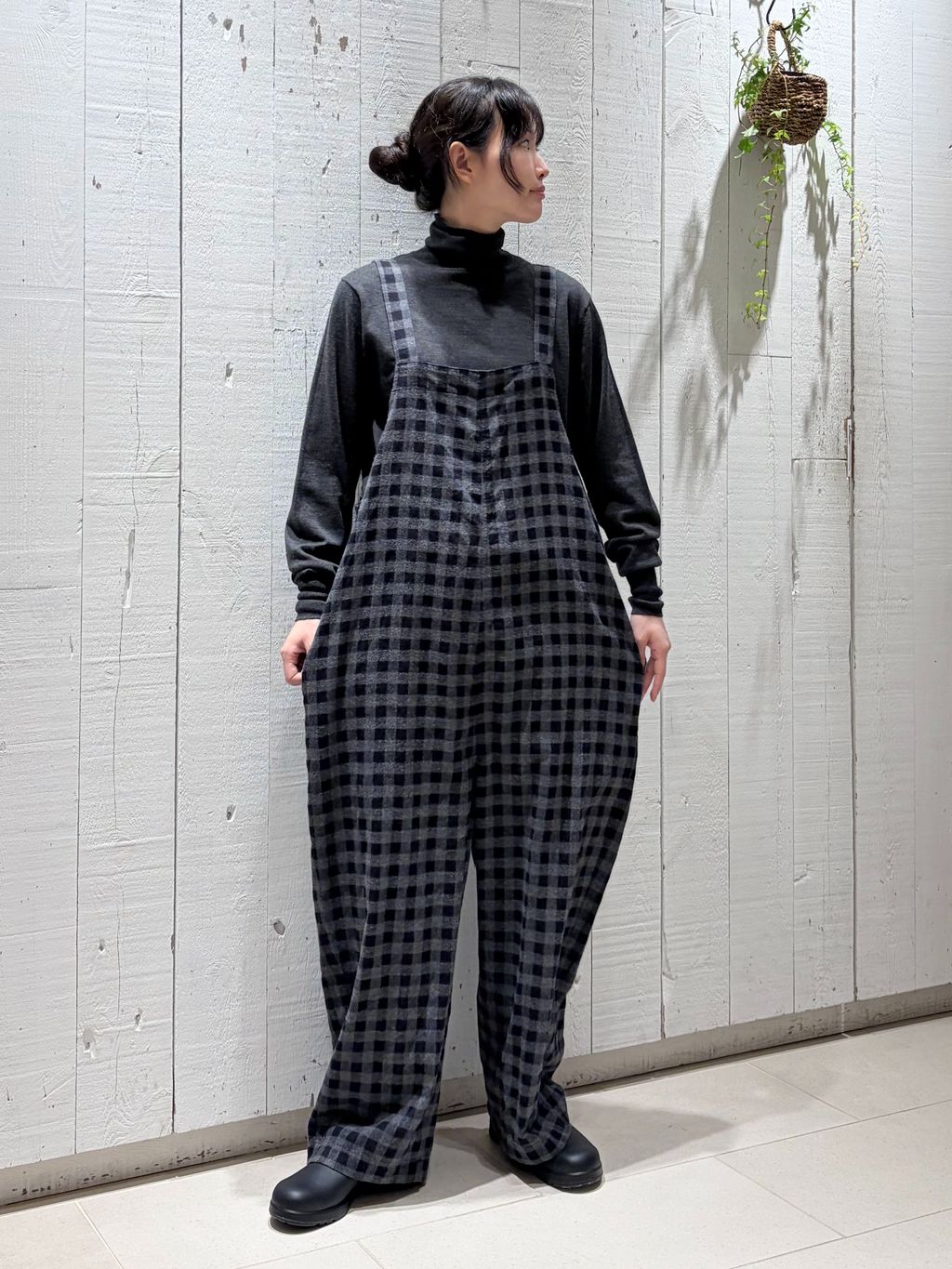 シャギーチェック フィッシャーオーバーオールのコーディネート
