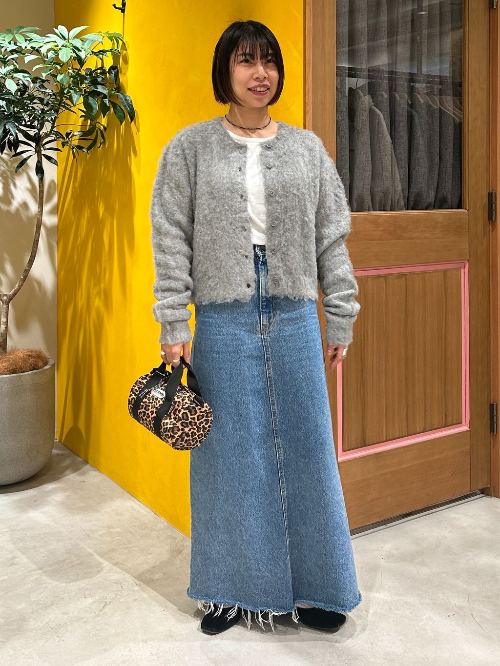 OUTDOOR PRODUCTS Usual Things