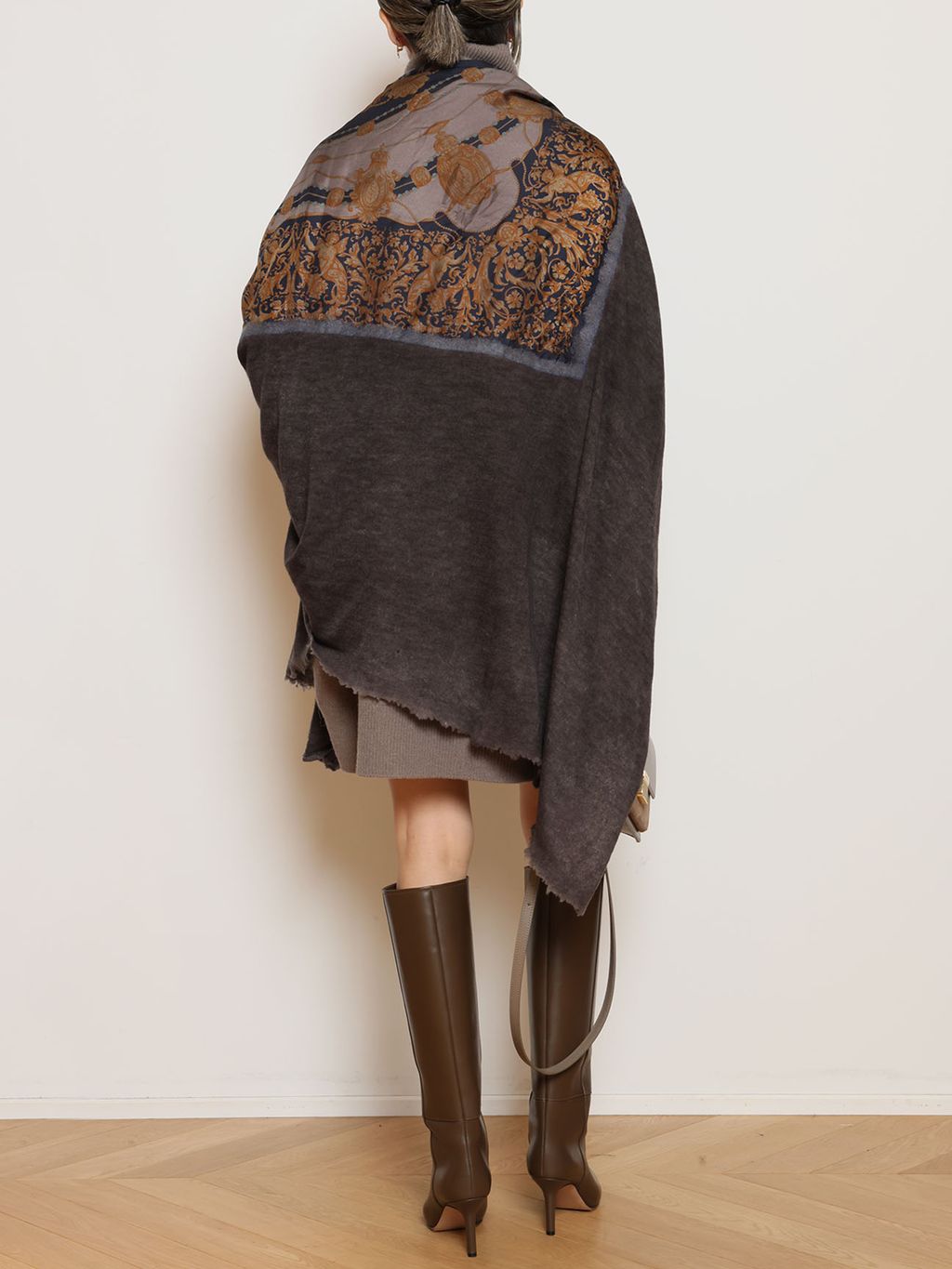 Light タートルネック ニットワンピースのコーディネートスナップ