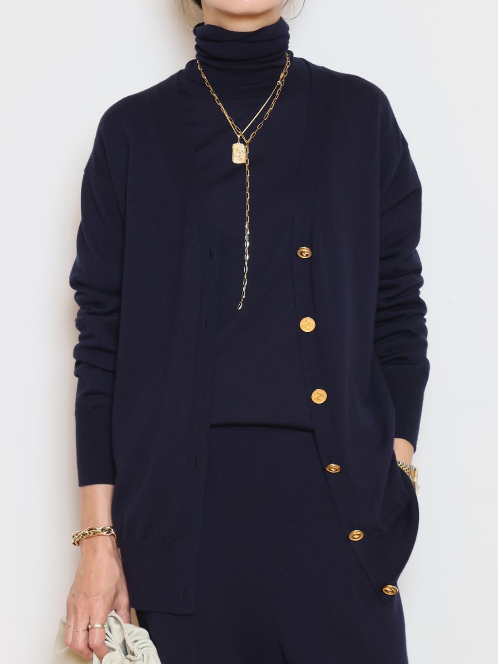 MUSE de Deuxieme Classe カーディガン ネイビー　金ボタン 予約》* refined カーディガンのコーディネートスナップ（MUSE）｜MUSE