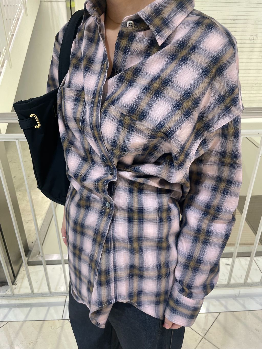 DEVEAUX/レーヨン チェックシャツのコーディネートスナップ（akamatsu