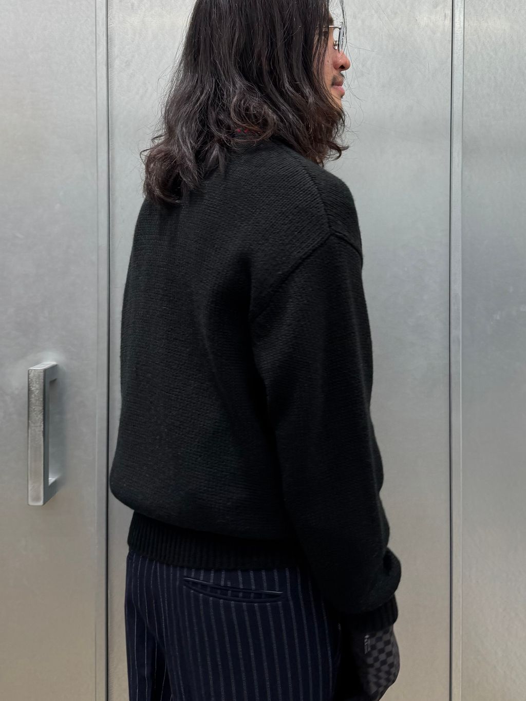 J ビッグモチーフ ヘビーニットのコーディネートスナップ（はせしゅん