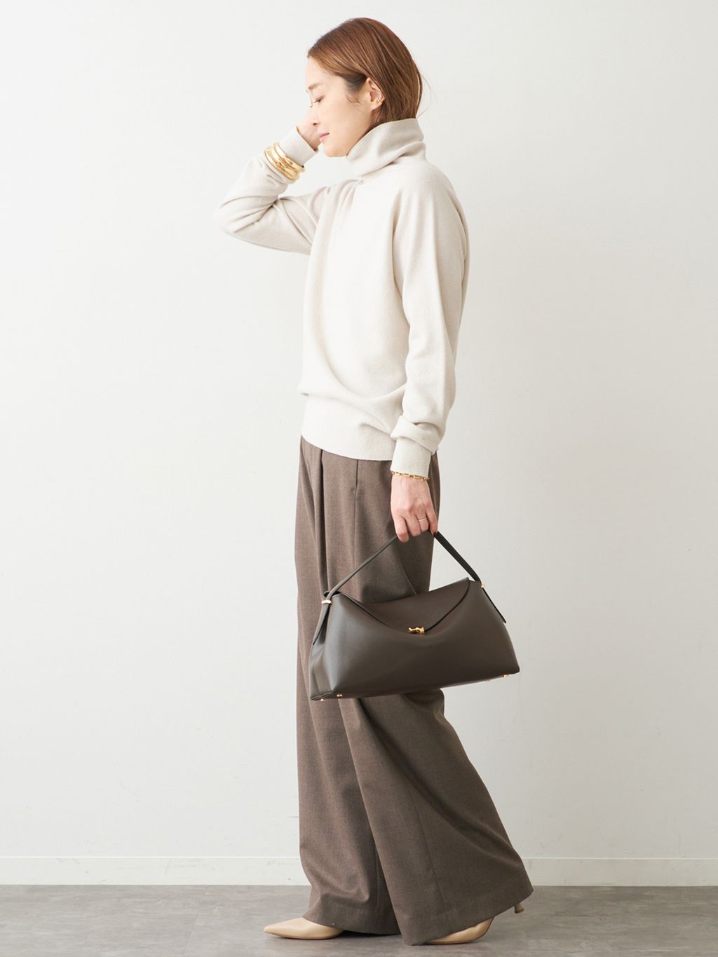 CAPRI タートルネック プルオーバーのコーディネートスナップ（MIZU