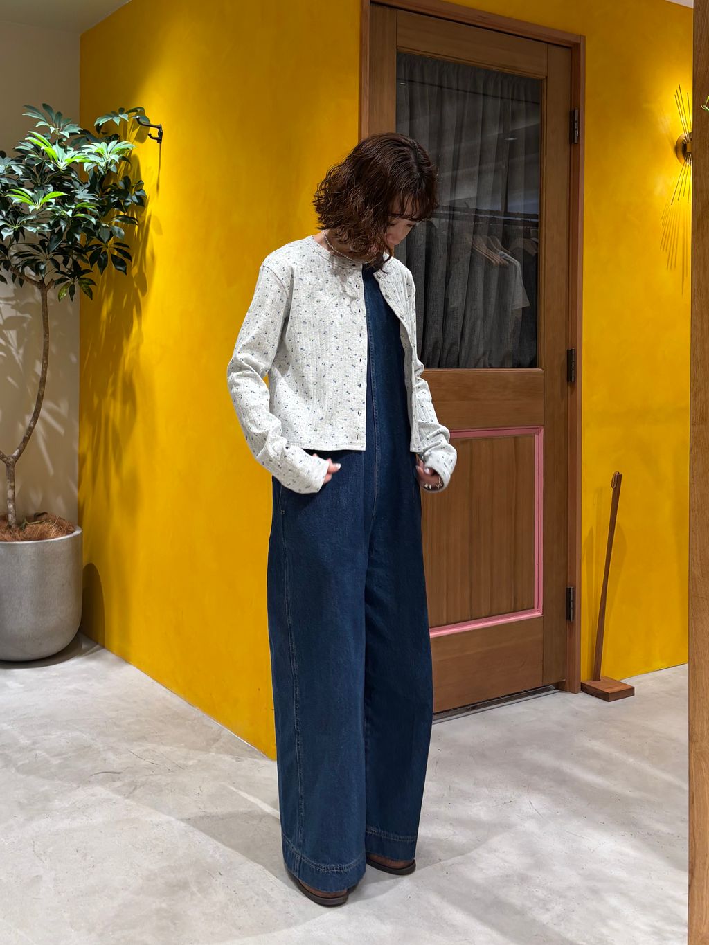 フラワーアイレットリブキャミソールのコーディネートスナップ（ayaka