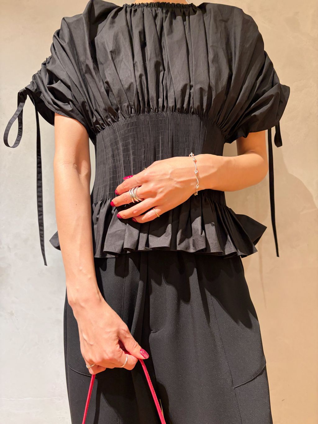 破格値下試着のみ⭐️RENATA BRENHA レナータブレナ　ピンタックトップス RENATA BRENHA レナータ ブレナ SANFONA TOP TSA-26Bのコーディネート