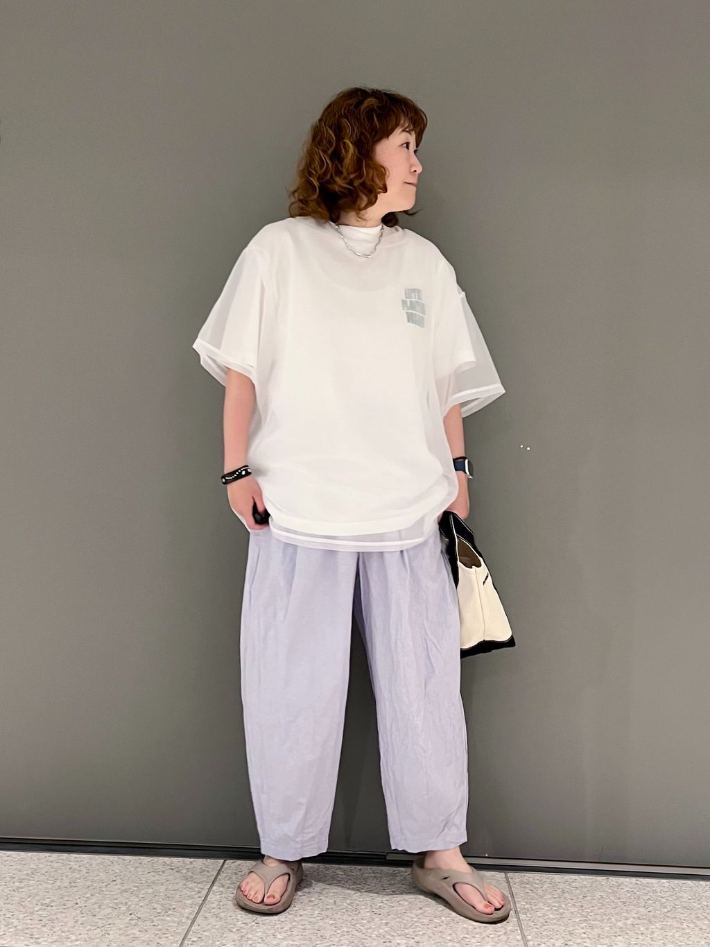 SUNDAY Sheer Tシャツのコーディネートスナップ（YY）｜journal