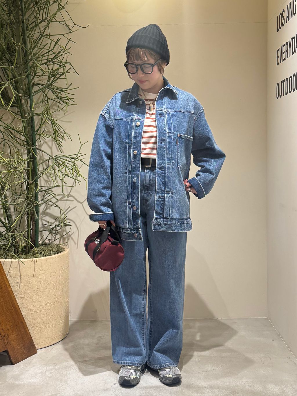 OUTDOOR PRODUCTS Usual Things