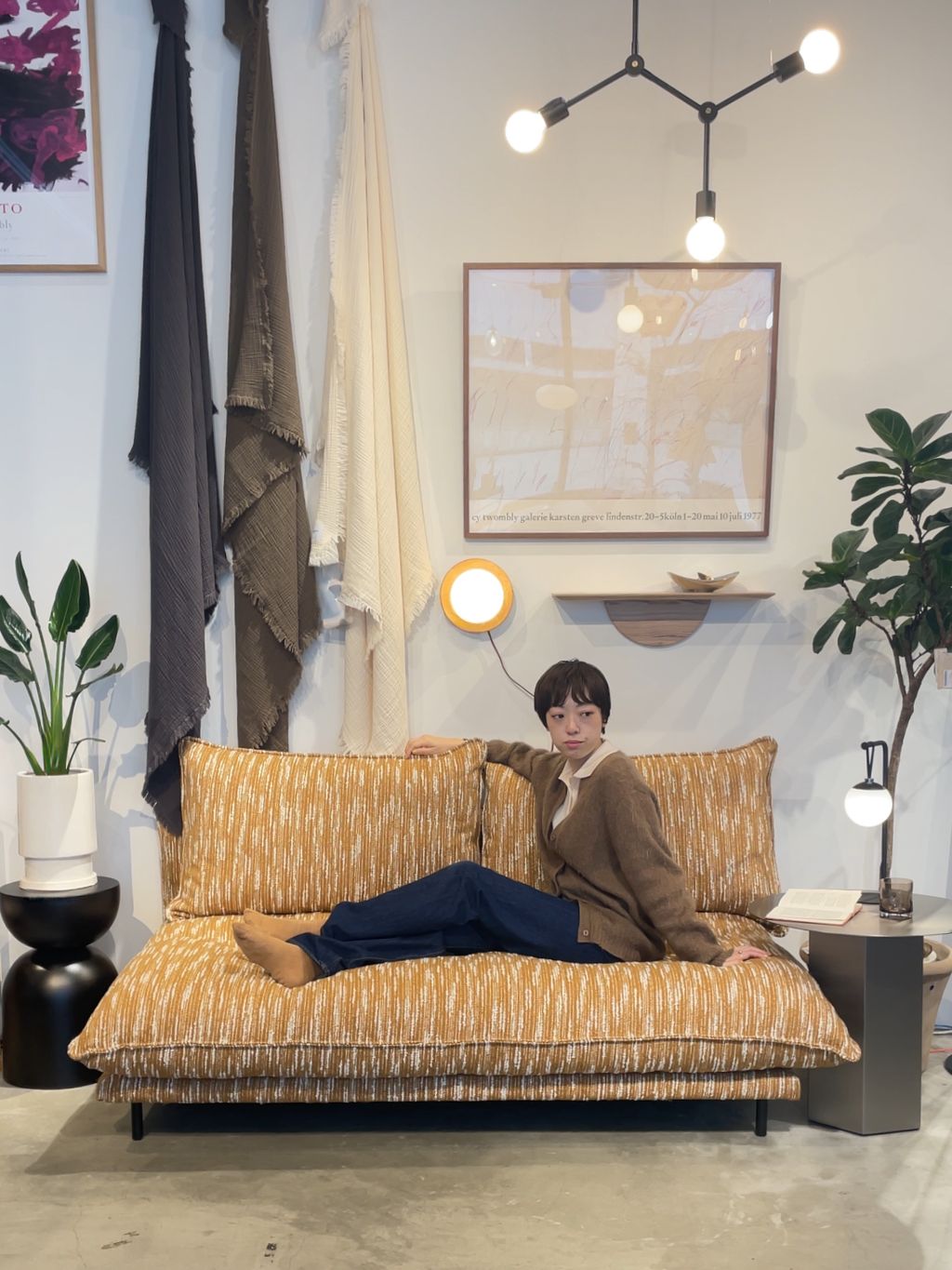 JOURNAL STANDARD FURNITURE