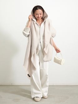 ALONPI/アロンピ】 CASHMERE STOLEのコーディネートスナップ（STAFF.T