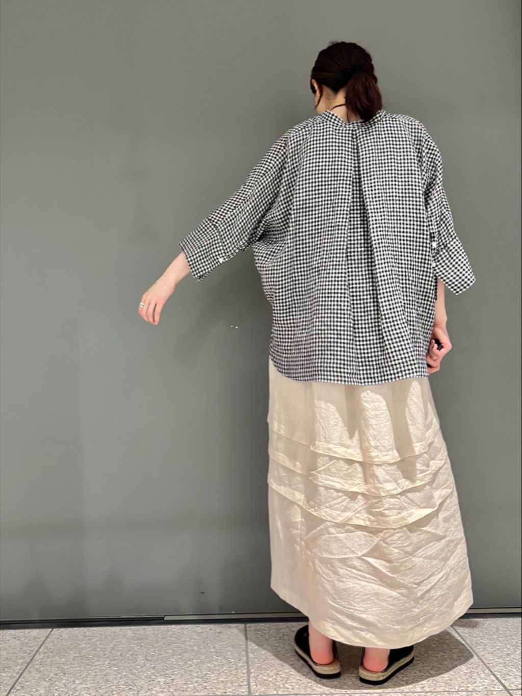 SOIL】 LINEN CAMISOLE DERSSのコーディネートスナップ（S.S