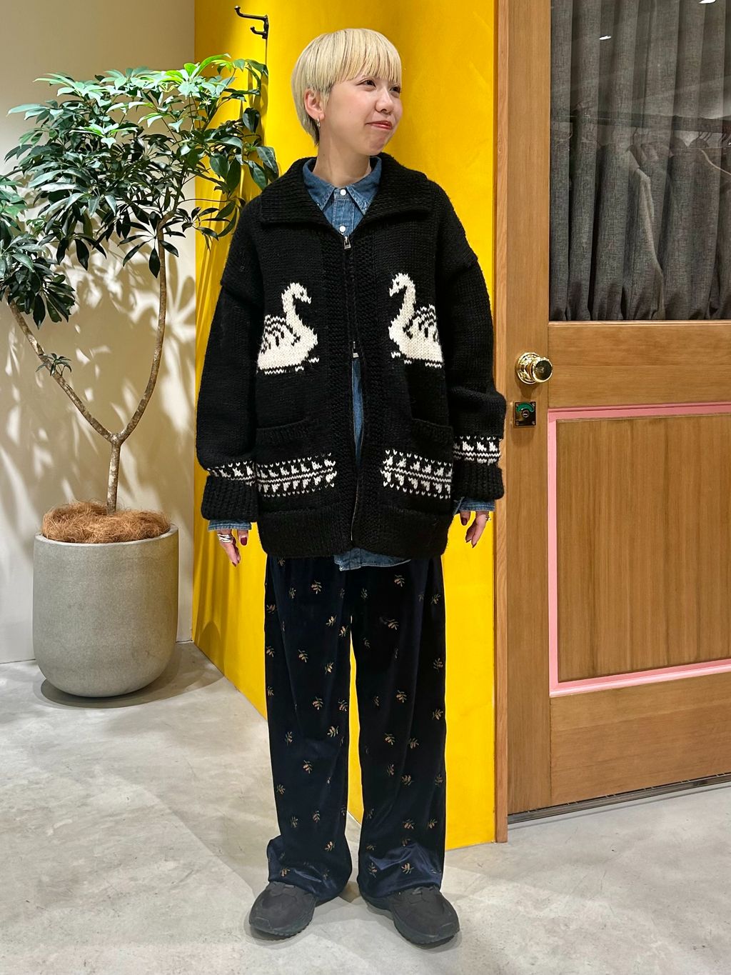 OUTDOOR PRODUCTS Usual Things