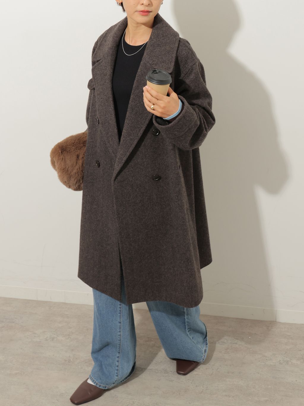 予約》尾州ウールスーパー100モッサロングコートのコーディネート
